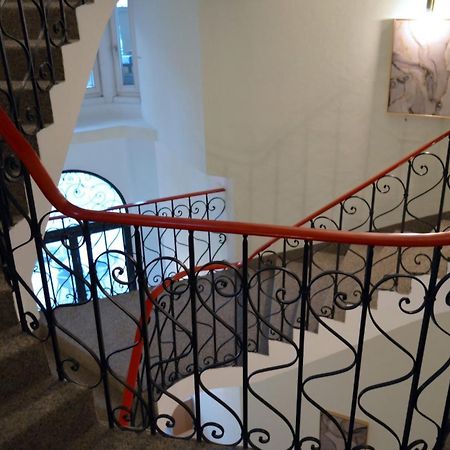 Cafe Zentral, Zimmer Mit Fruehstueck Kotschach-Mauthen Luaran gambar