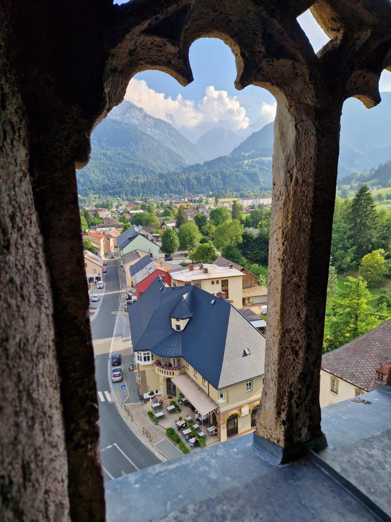 Cafe Zentral, Zimmer Mit Fruehstueck Kotschach-Mauthen Luaran gambar